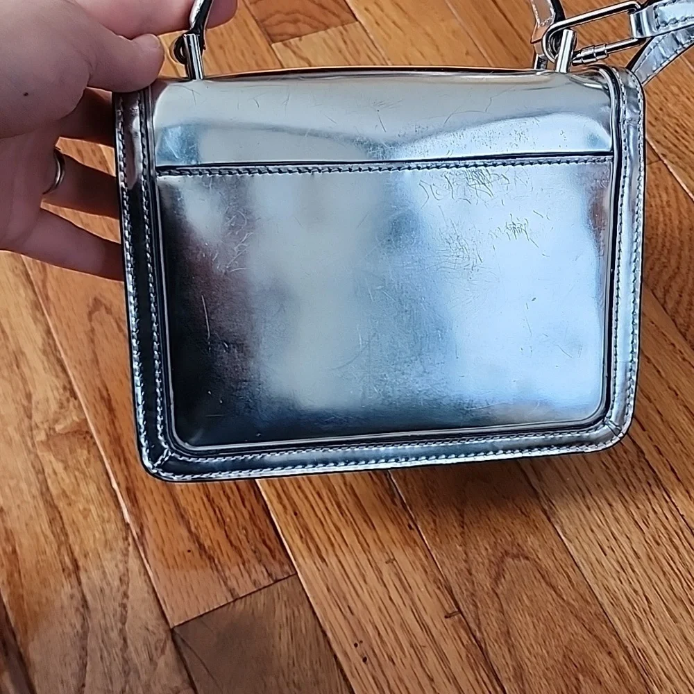 Tory Burch Metallic Mini - Picture 3 of 9